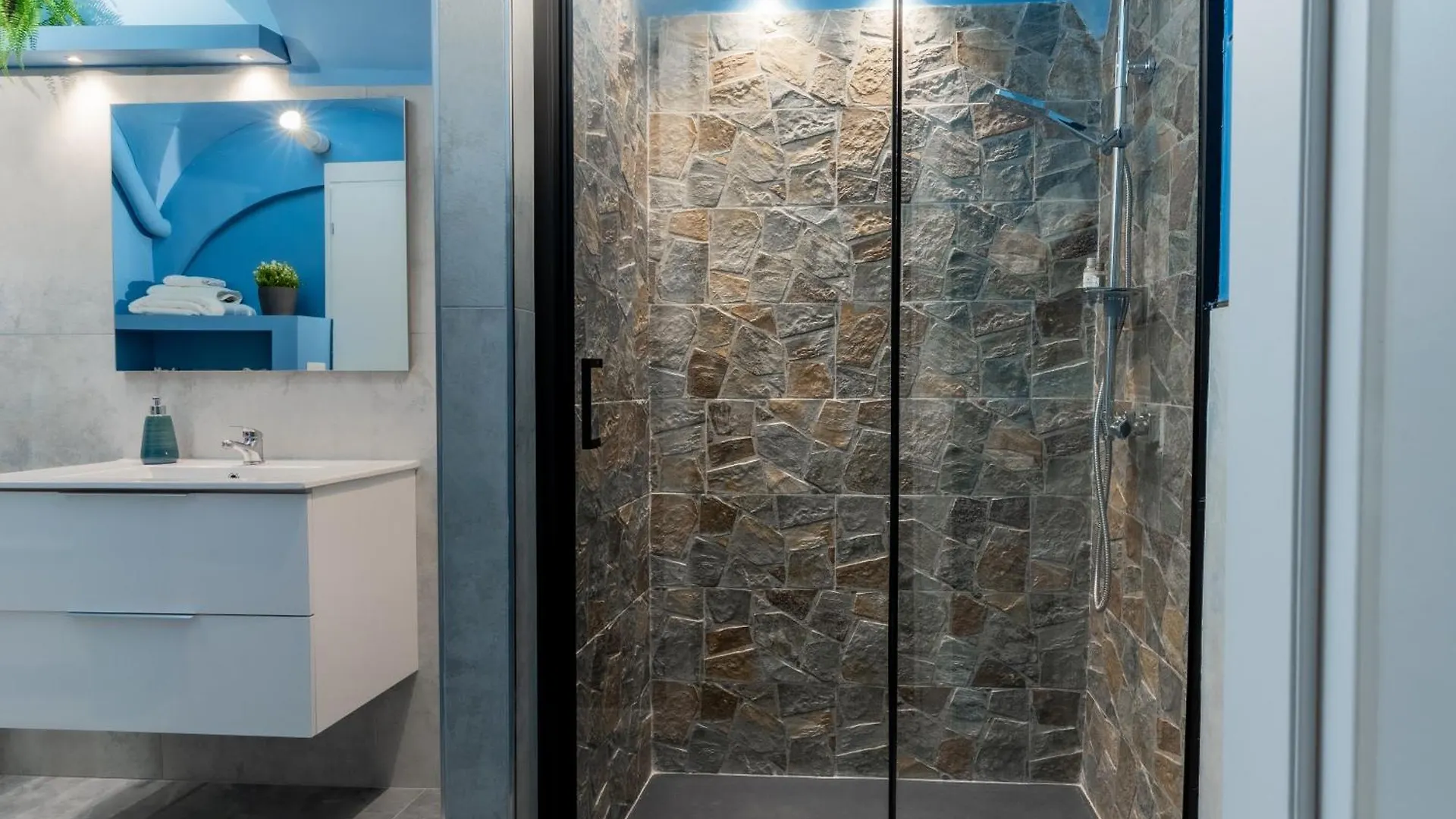 Apartment Elephant And Castle - Exclusive Holiday Home Catania